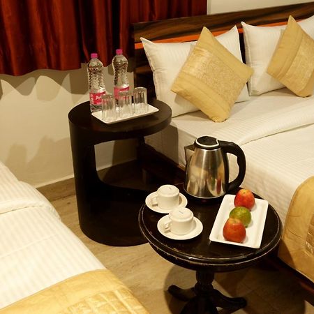 Hotel Airport Star New Delhi Exterior foto