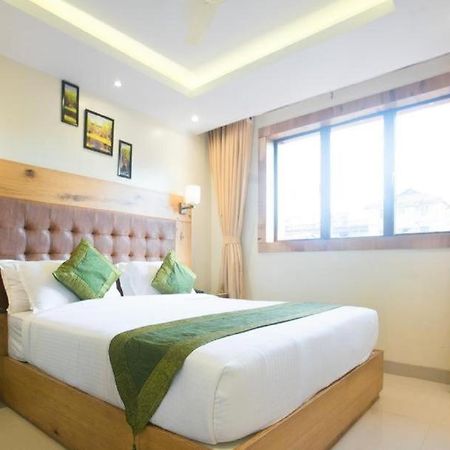 Hotel Airport Star New Delhi Exterior foto
