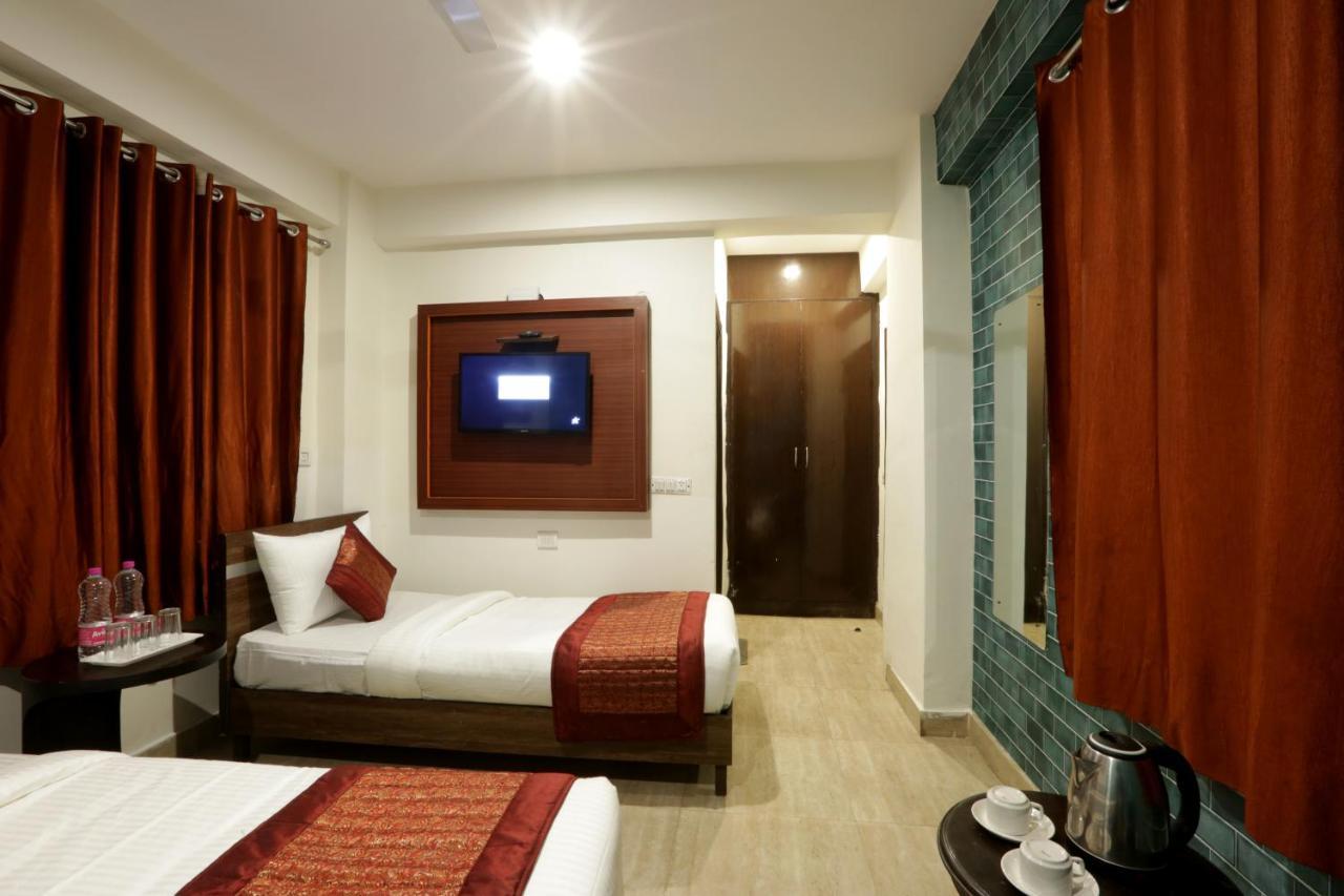 Hotel Airport Star New Delhi Exterior foto