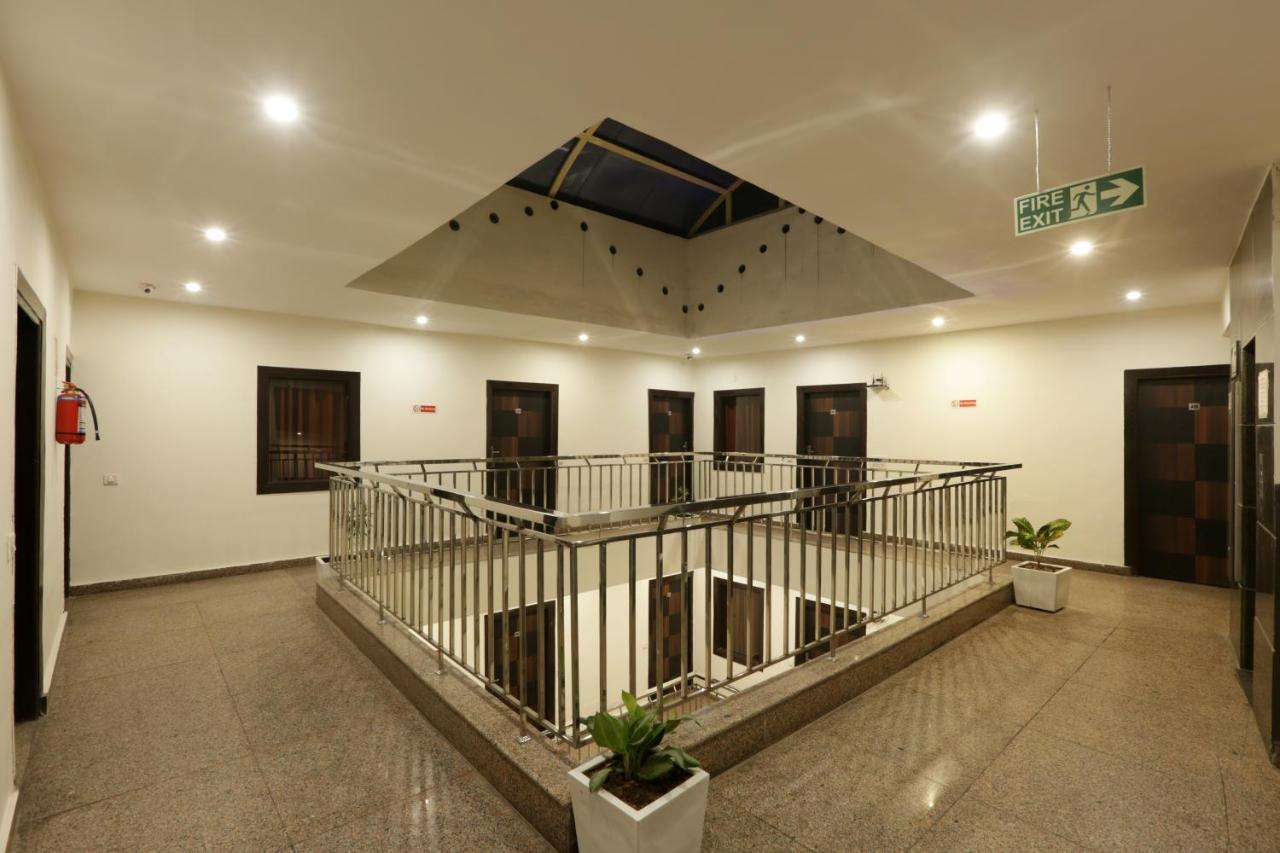 Hotel Airport Star New Delhi Exterior foto
